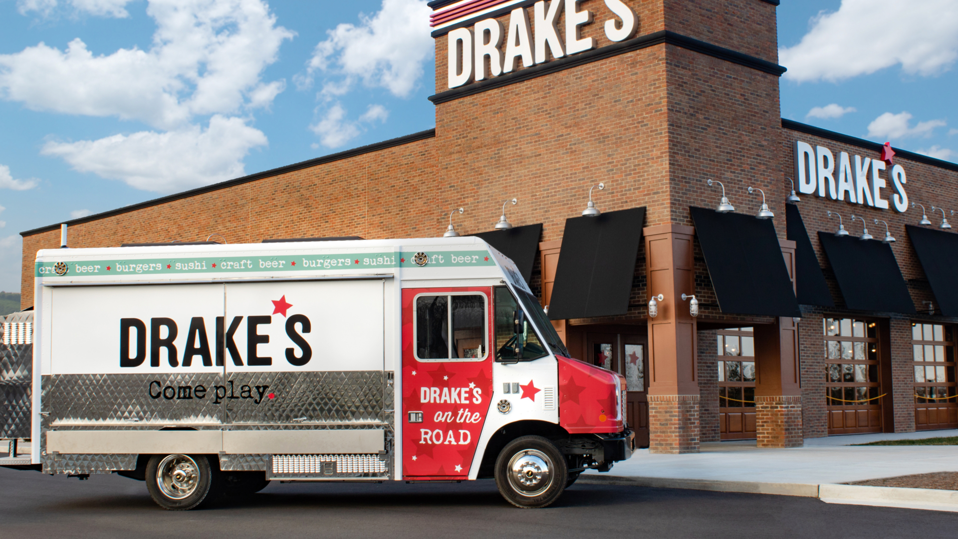 Food Truck Drakes Come Play